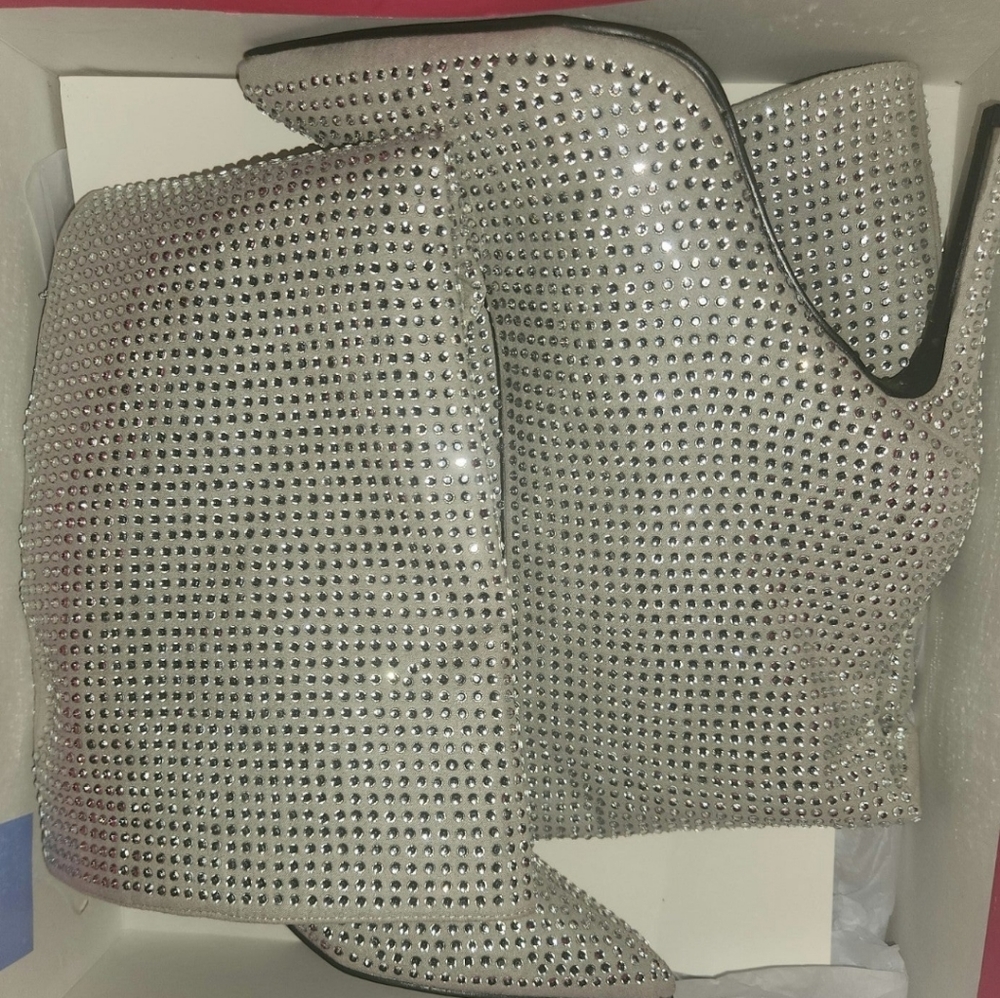 Rhinestone boots size 9.5